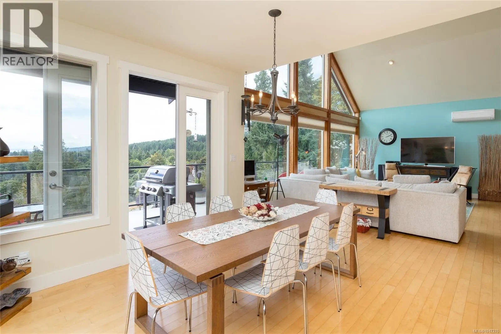 5360 Basinview Hts