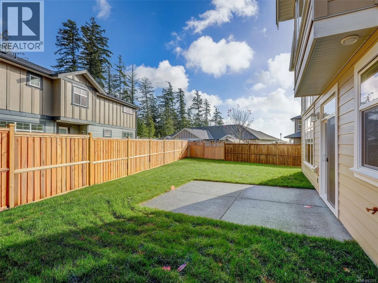 2511 Patterson Pl