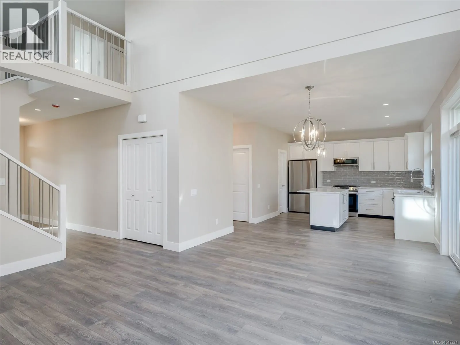 2511 Patterson Pl