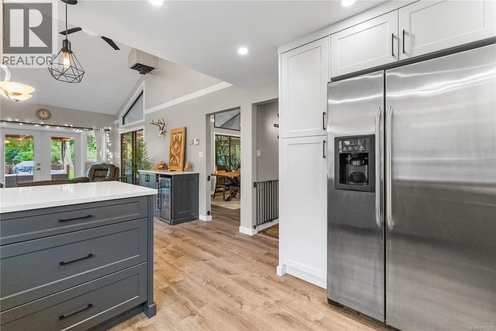111 Engles Rd