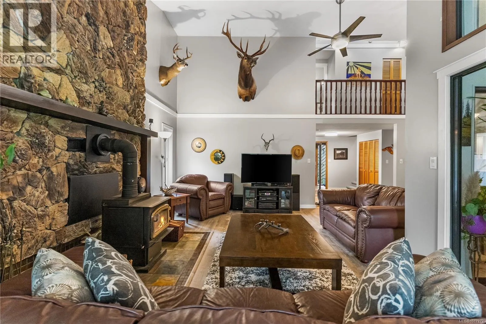 111 Engles Rd