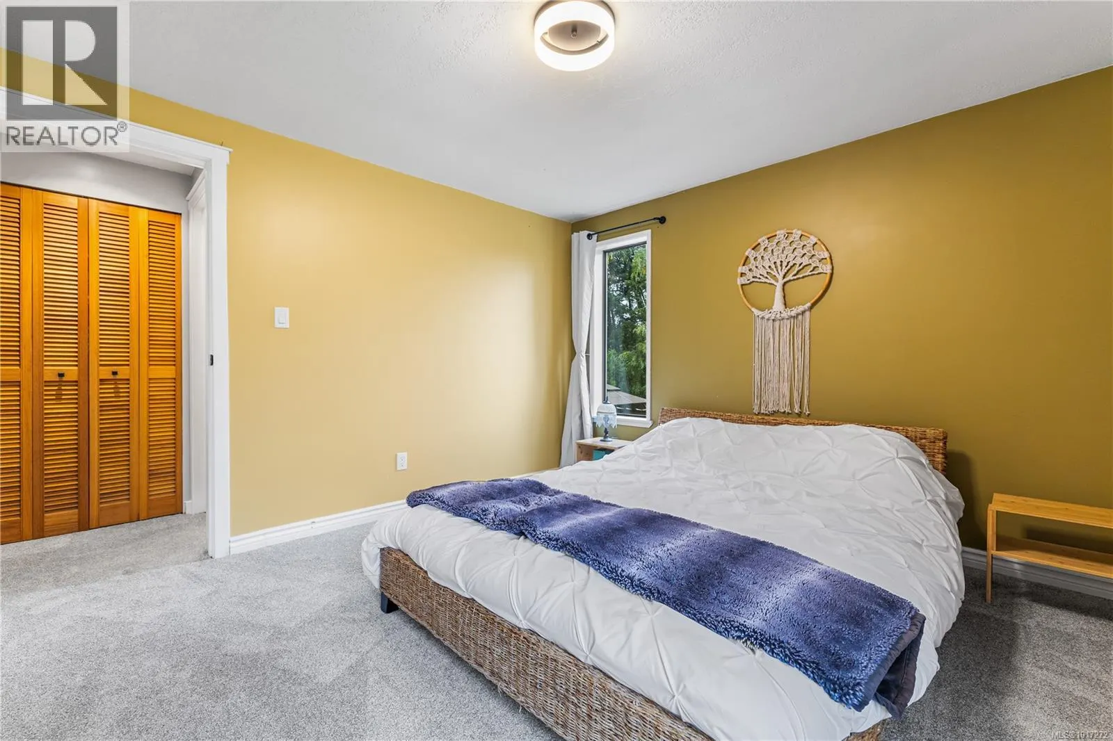 111 Engles Rd