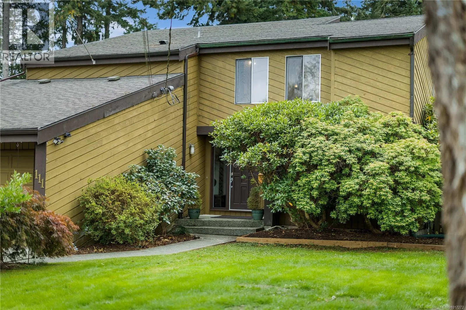 111 Engles Rd