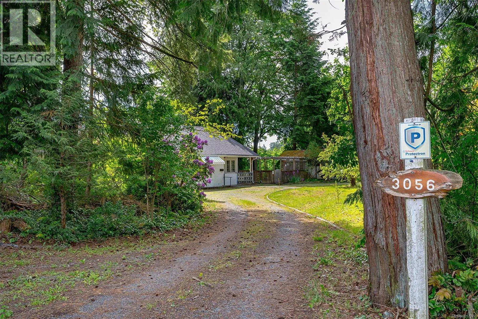 3056 Gibbins Rd