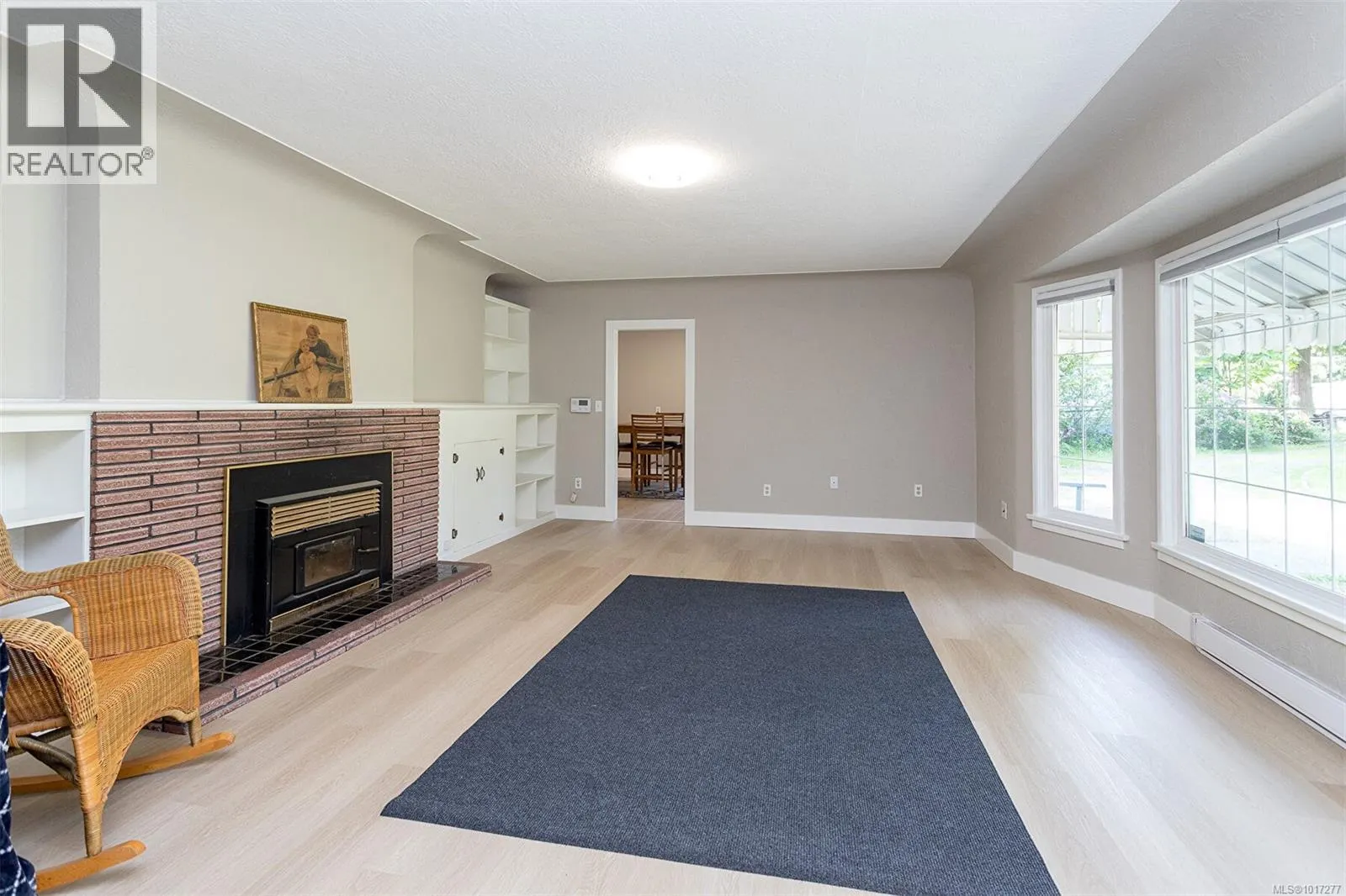 3056 Gibbins Rd