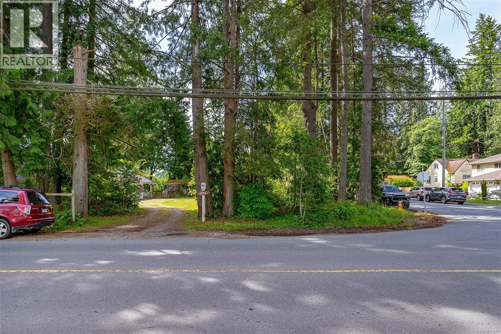 3056 Gibbins Rd