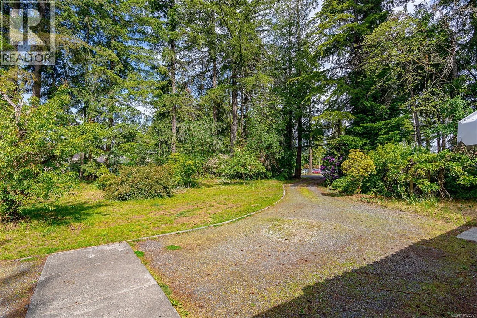 3056 Gibbins Rd