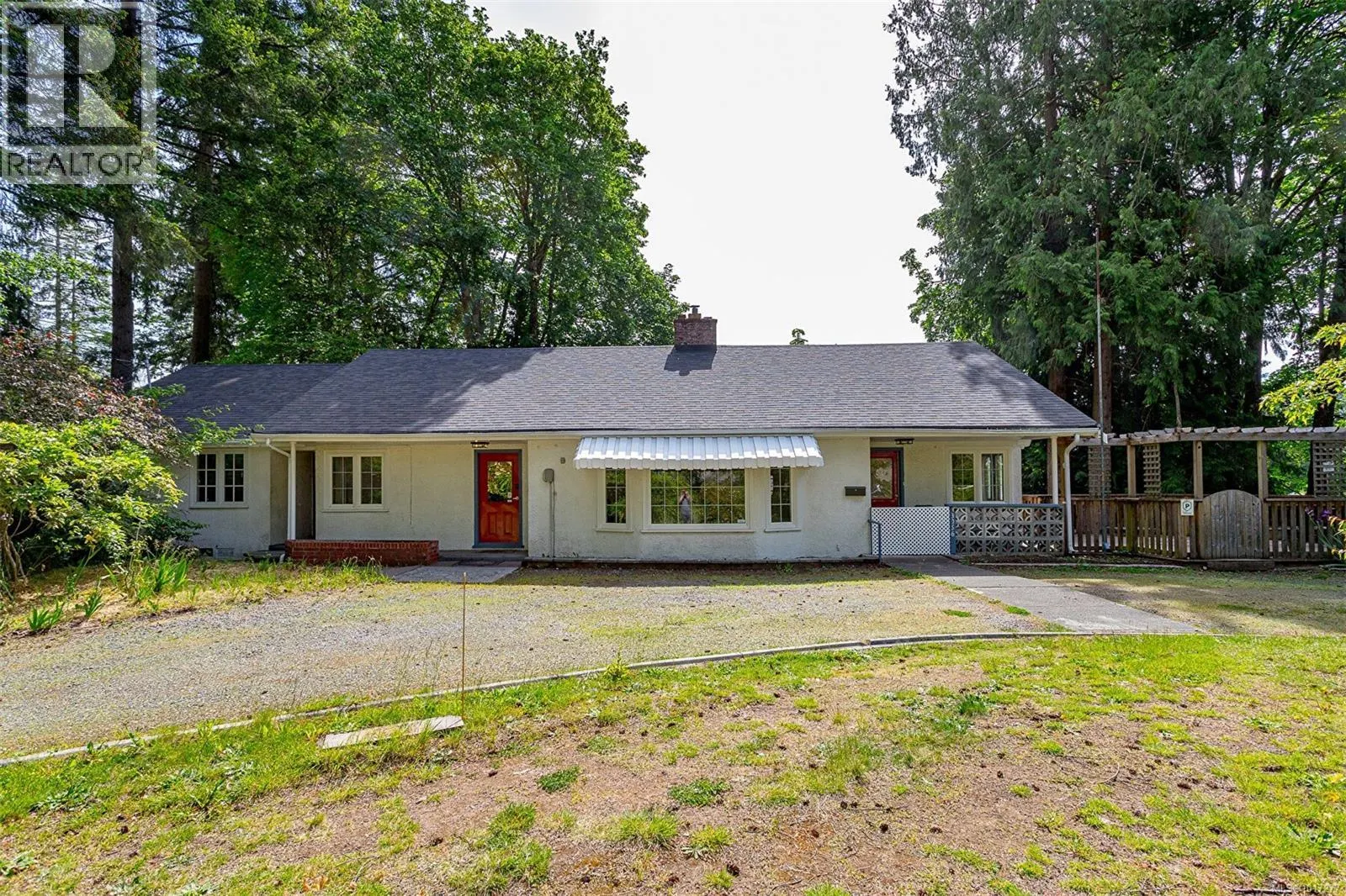 3056 Gibbins Rd