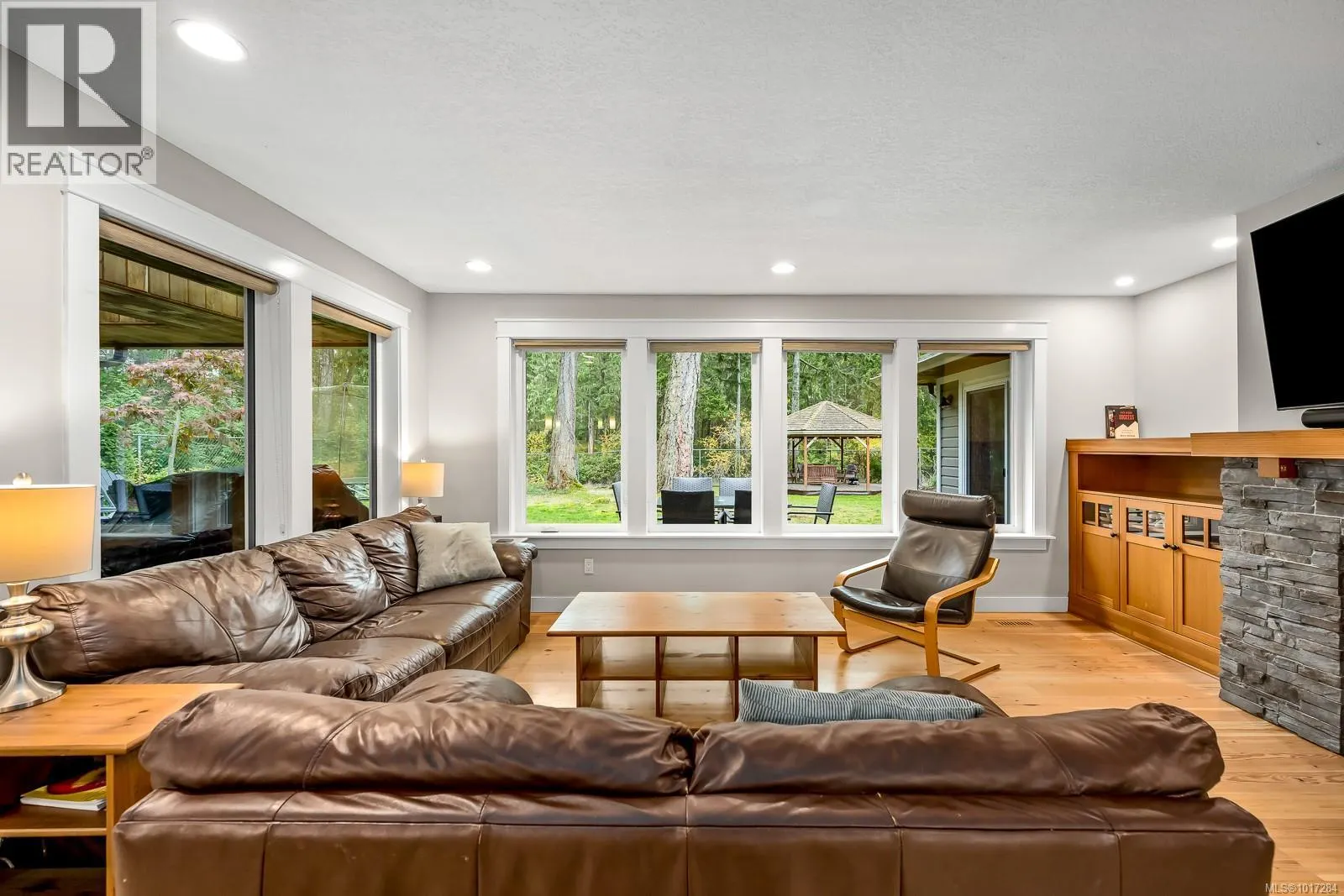 8809 DRIFTWOOD Rd