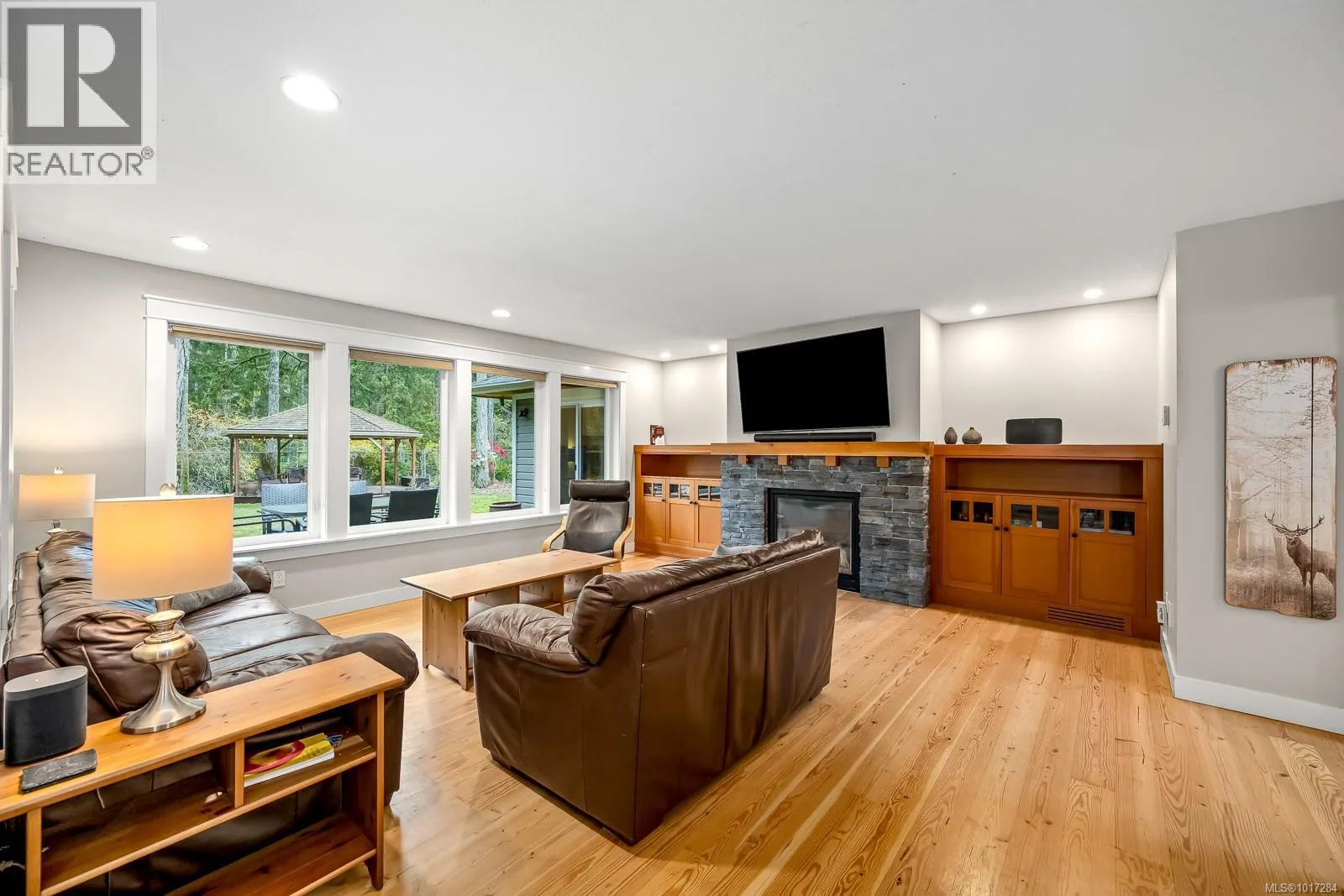 8809 DRIFTWOOD Rd