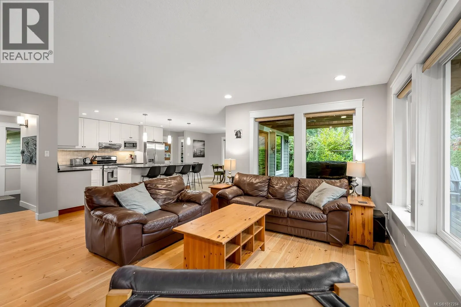 8809 DRIFTWOOD Rd