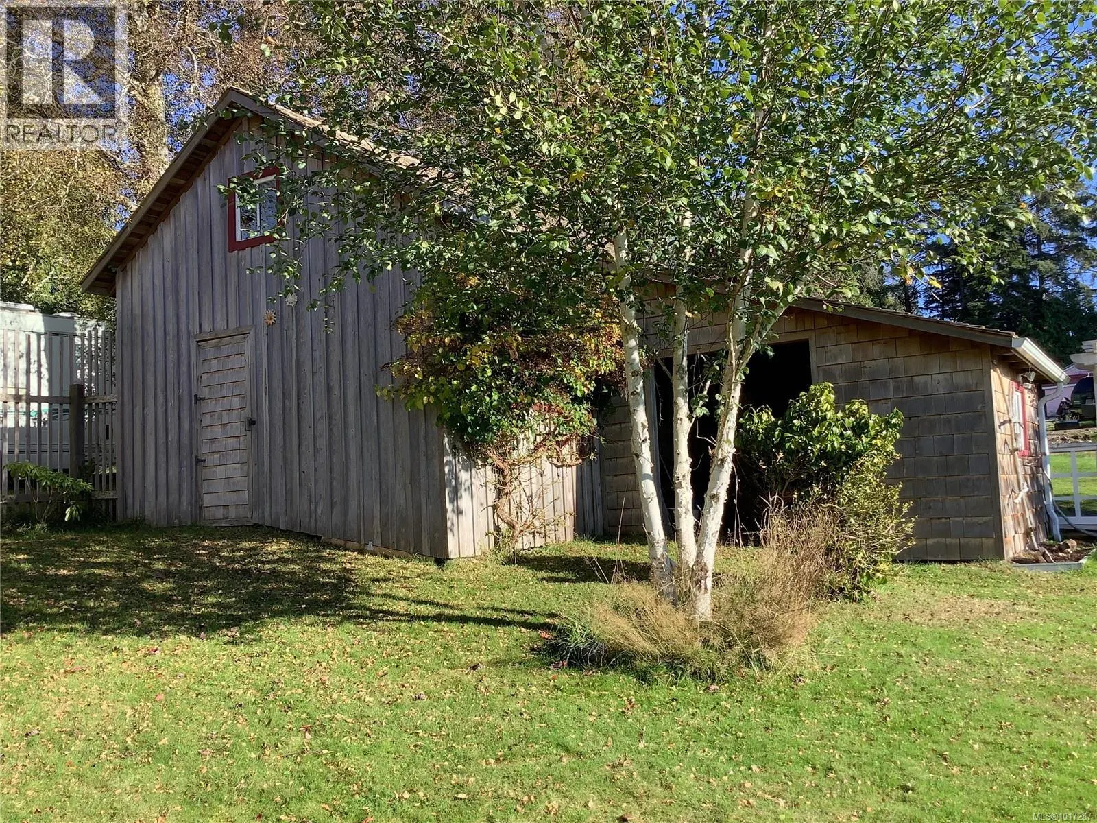 110 10th Ave