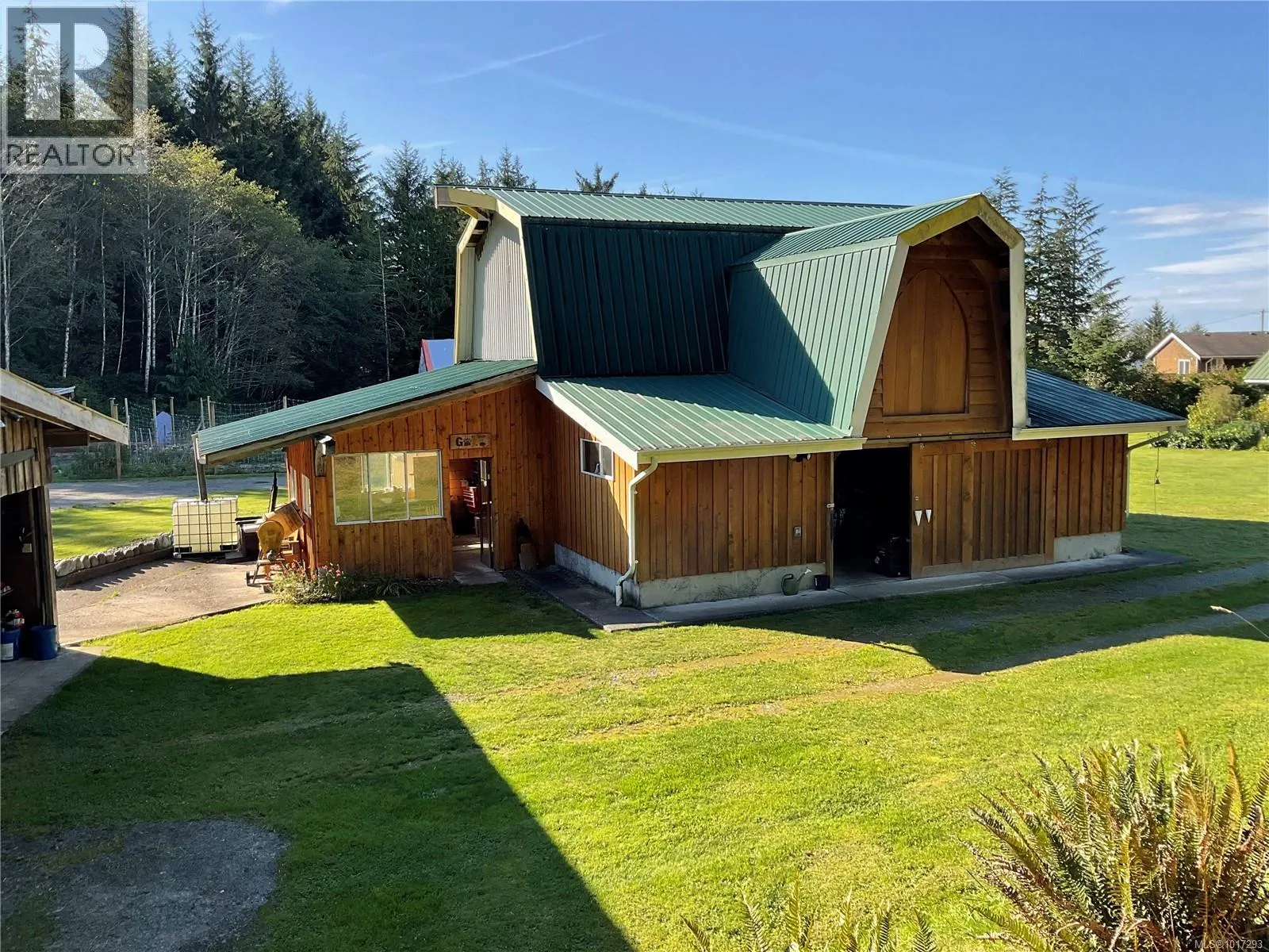 885 Lanqvist Rd