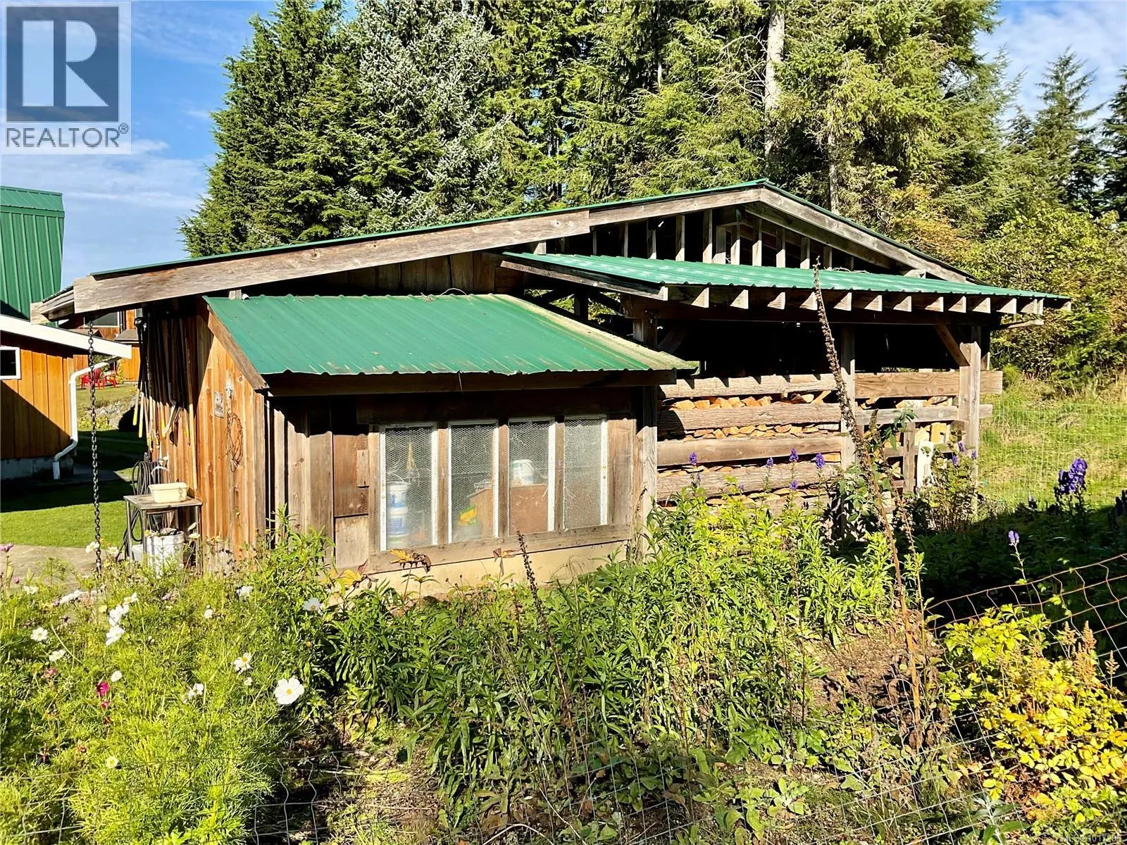 885 Lanqvist Rd