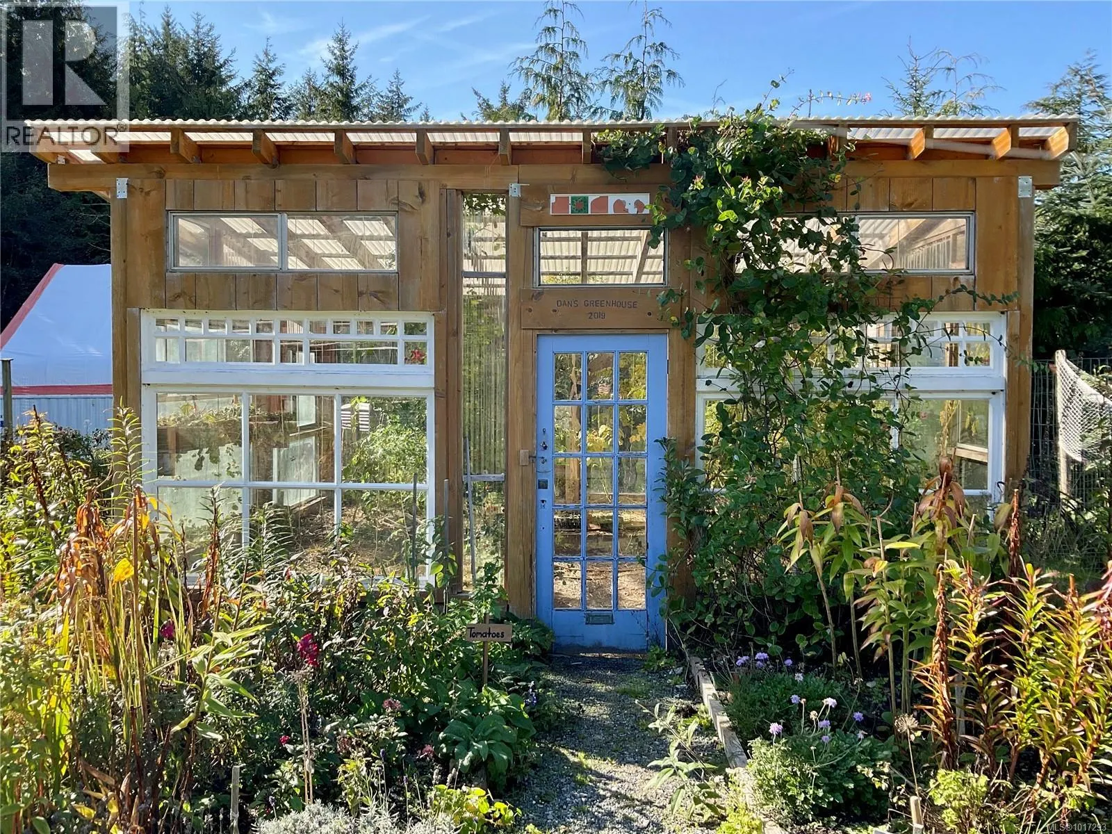 885 Lanqvist Rd