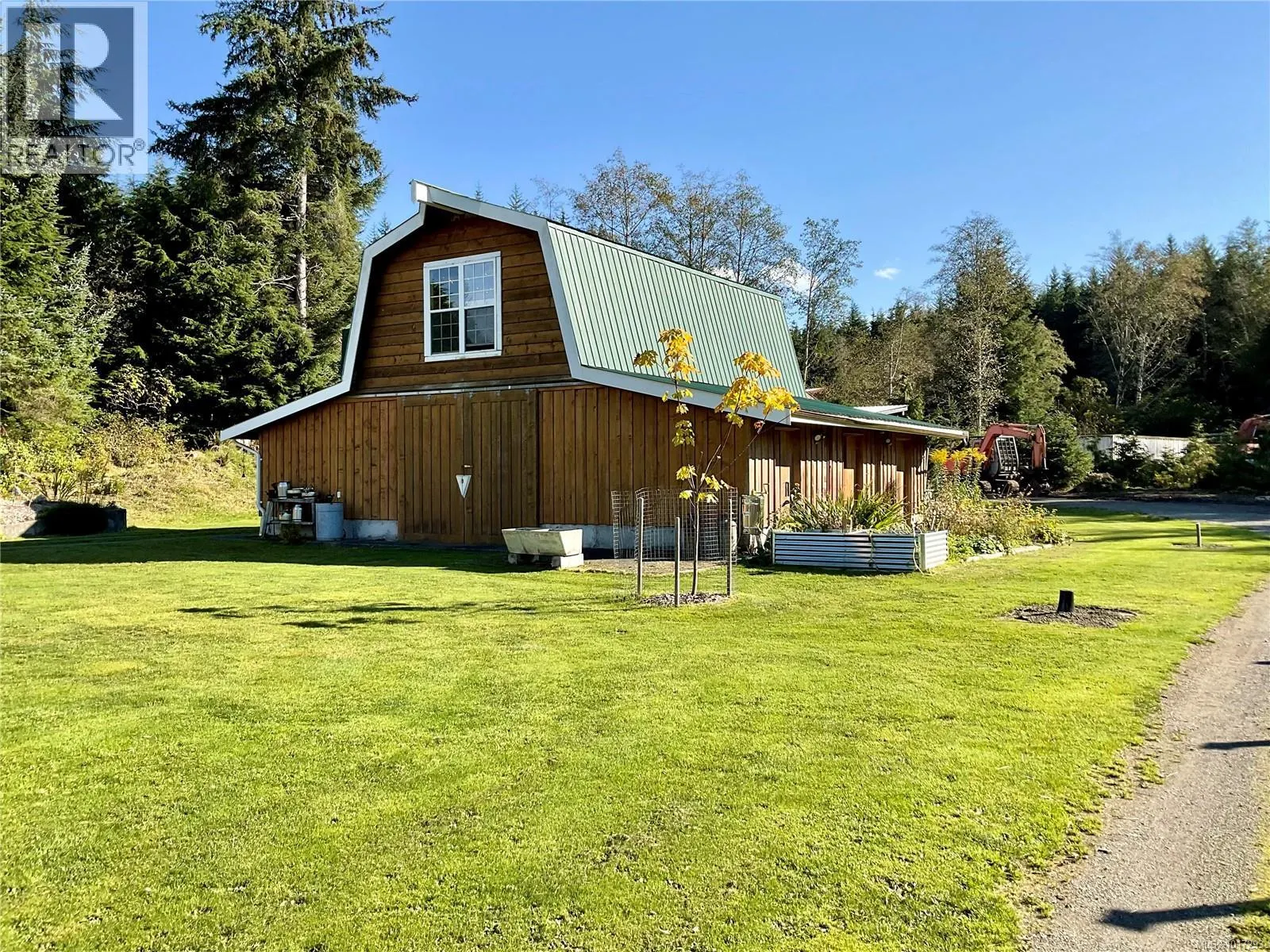 885 Lanqvist Rd