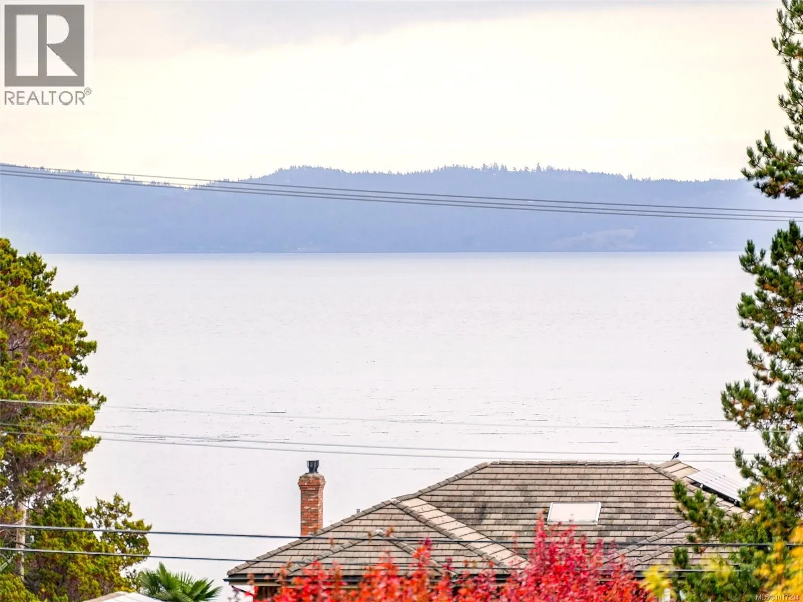302 5120 Cordova Bay Rd