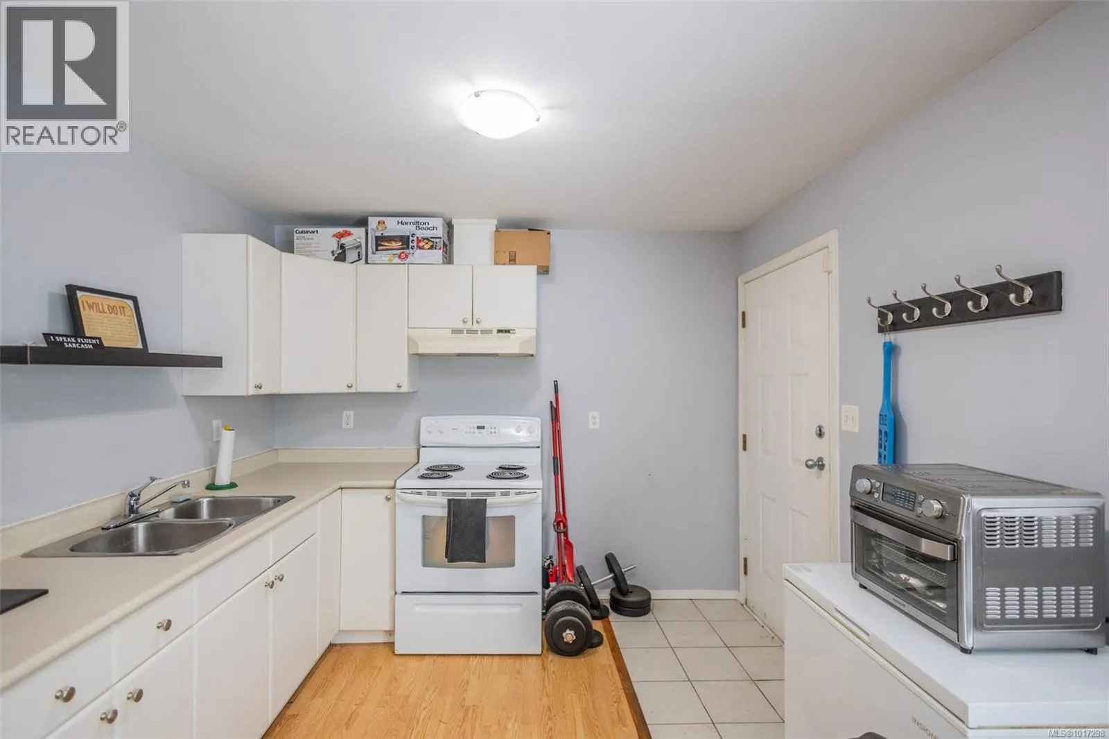 2336 Ravenhill Rd
