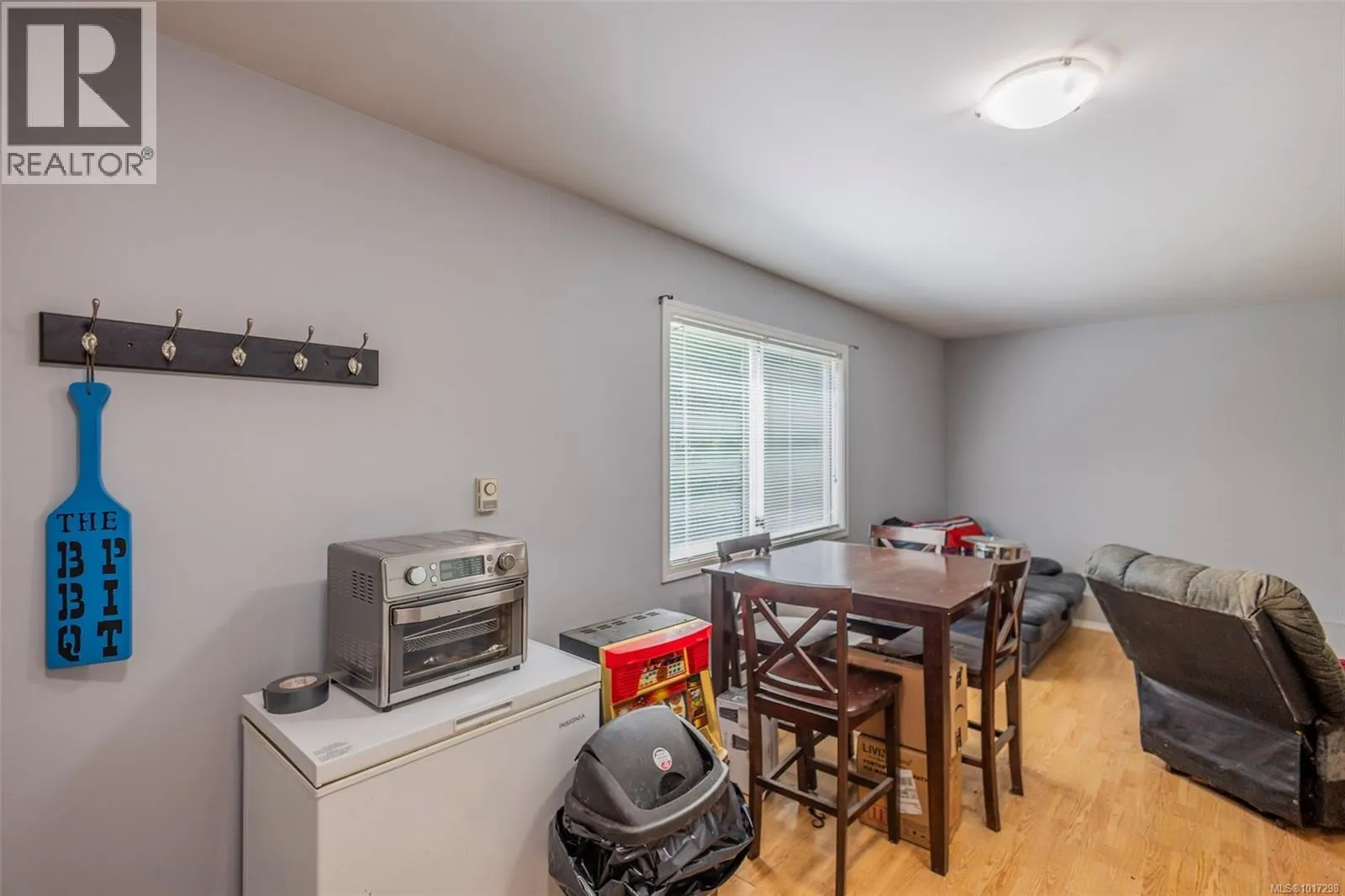 2336 Ravenhill Rd