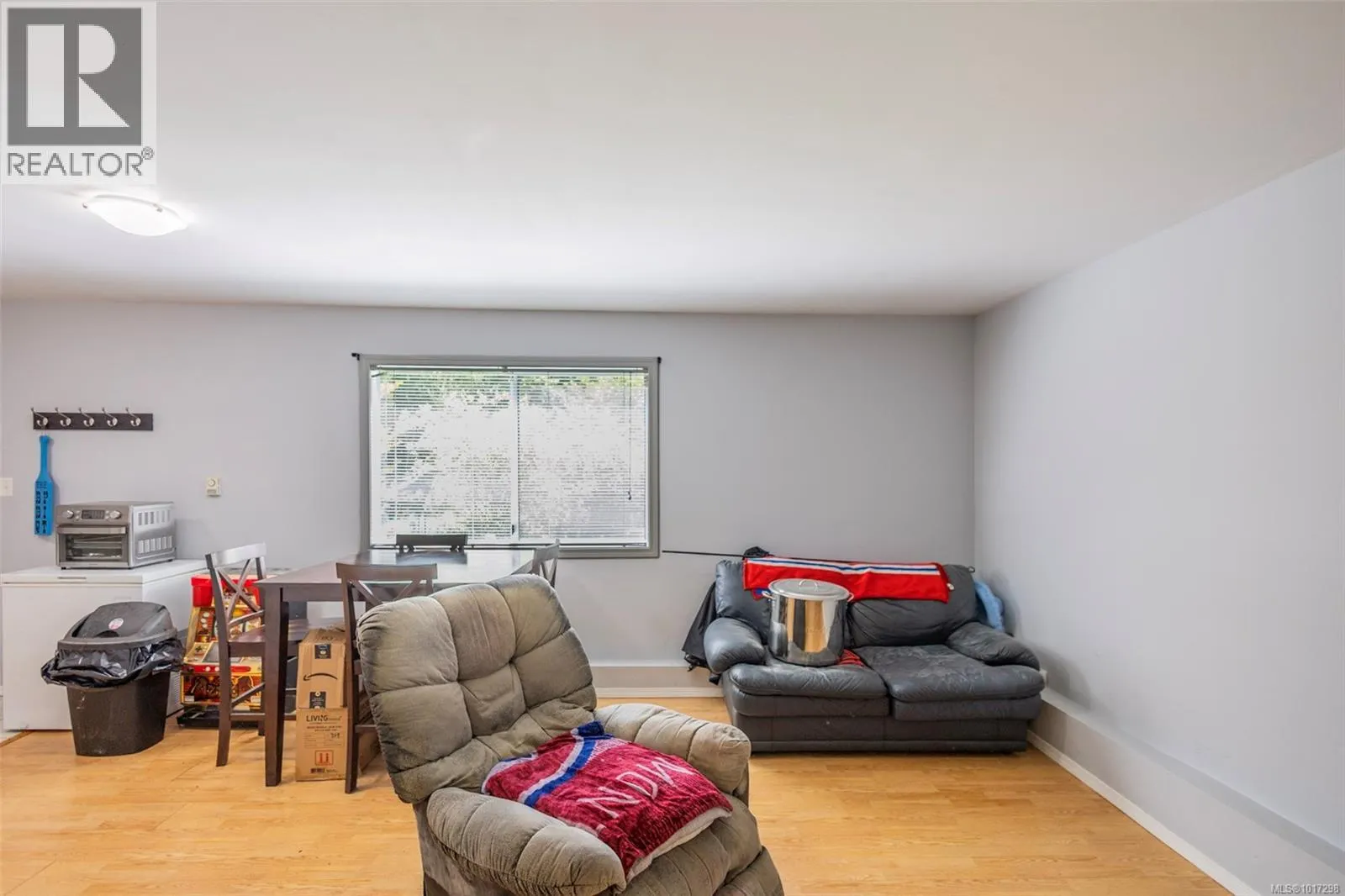 2336 Ravenhill Rd