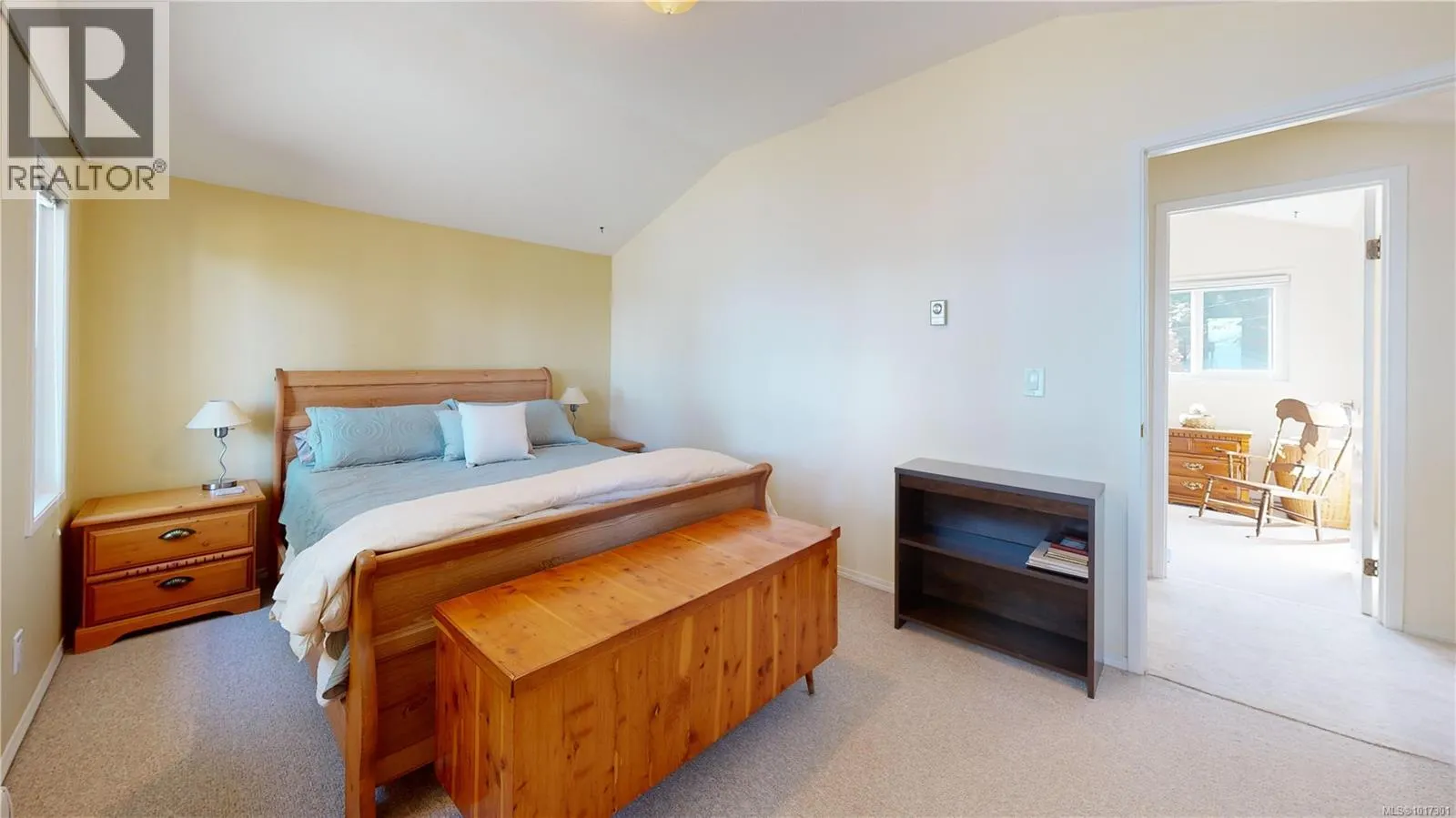 1712 Tashtego Cres