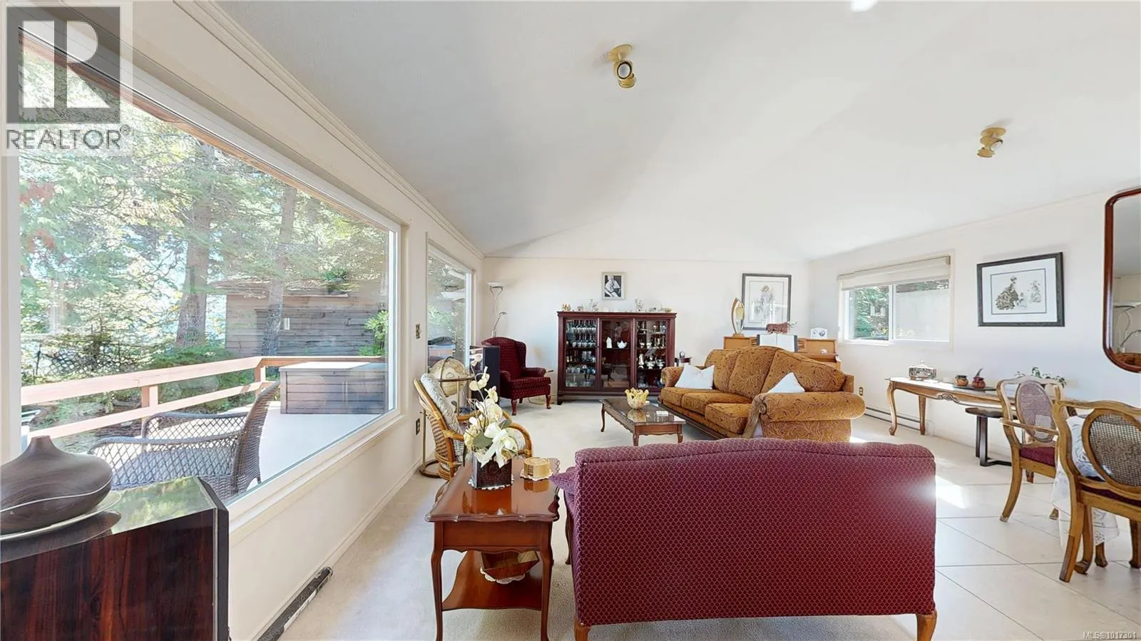1712 Tashtego Cres