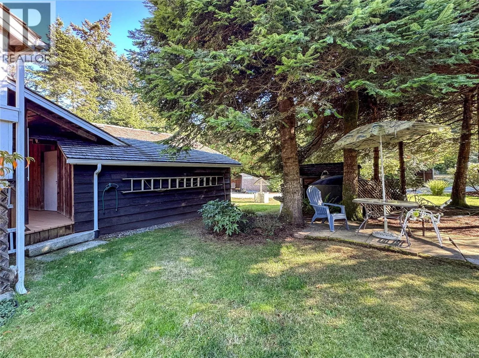 1712 Tashtego Cres