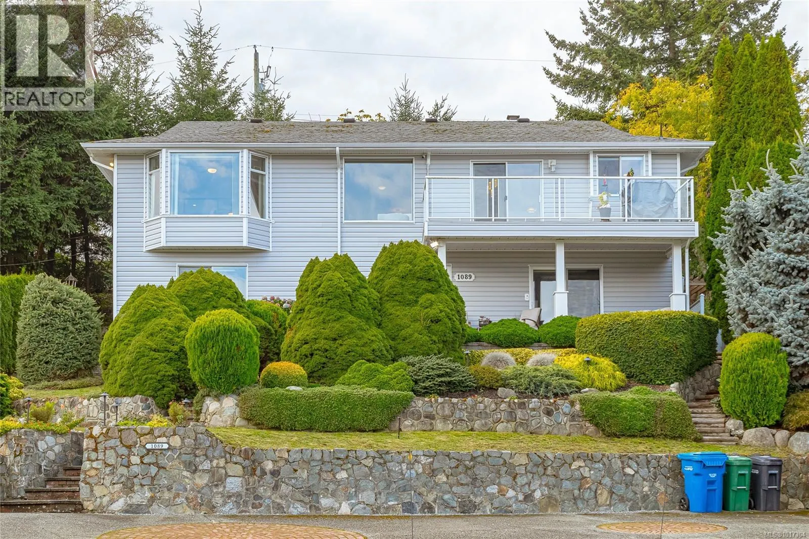 1089 College Dr