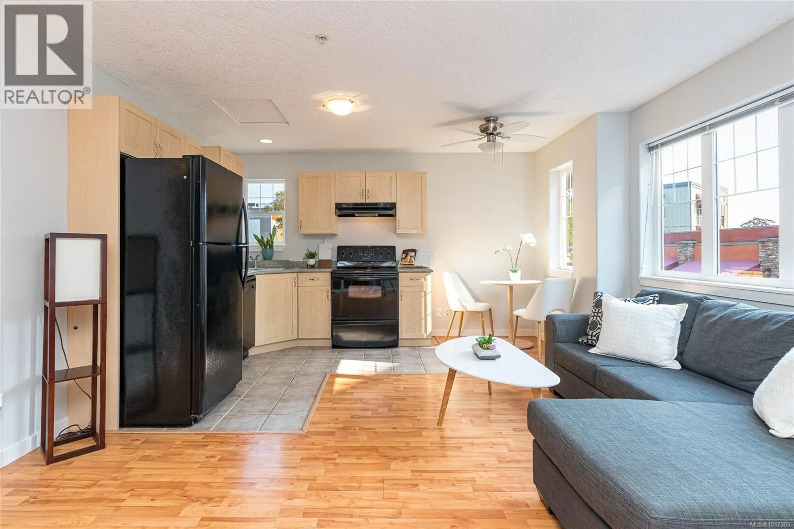 203 2844 Bryn Maur Rd