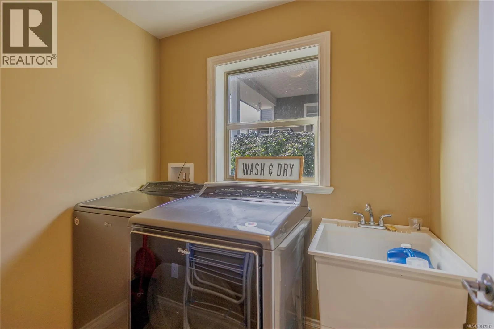 2357 Caffery Pl