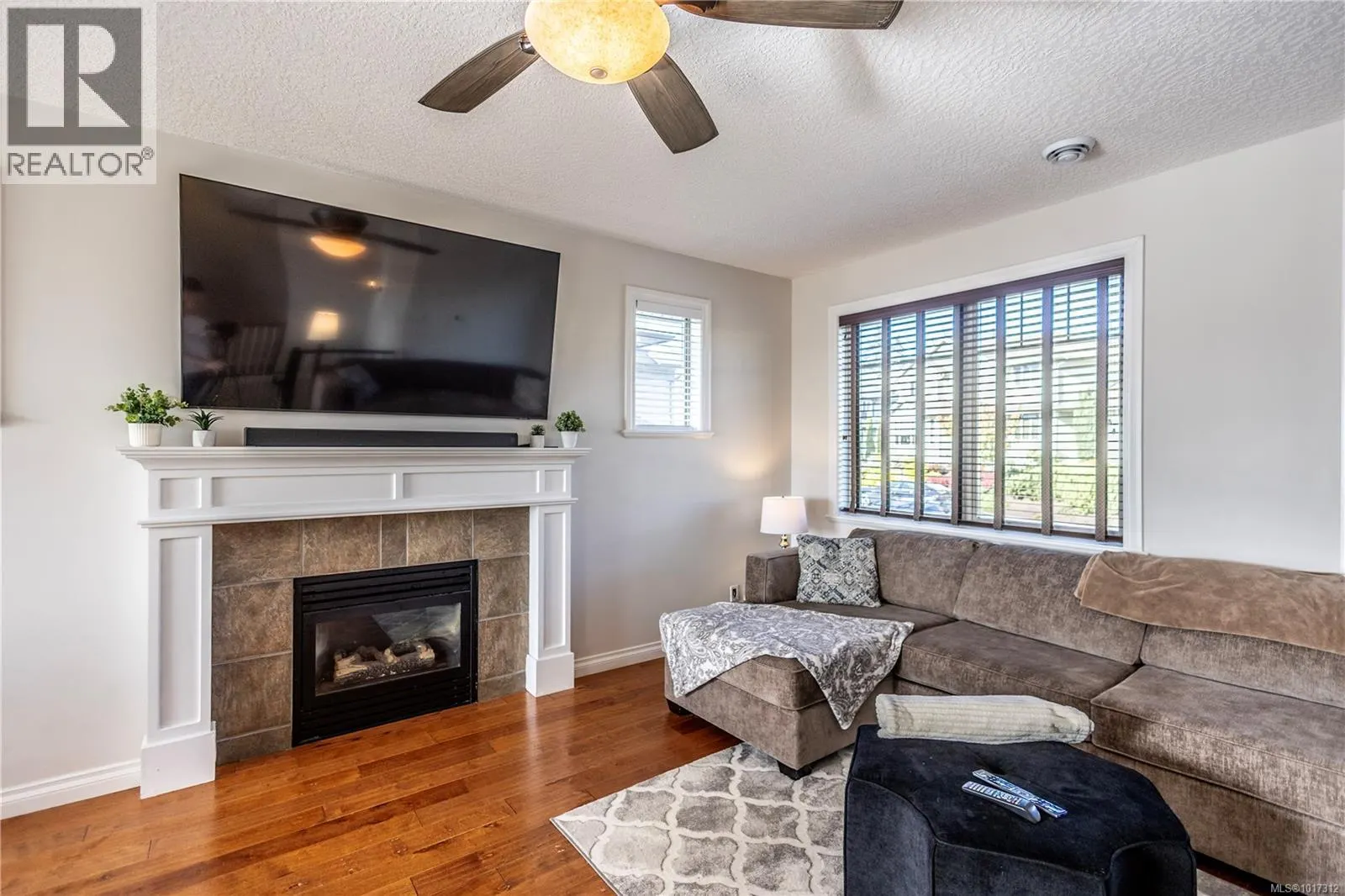 2357 Caffery Pl