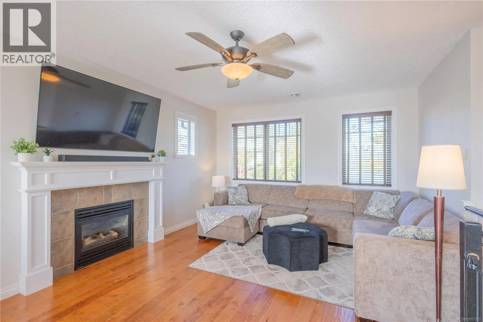 2357 Caffery Pl