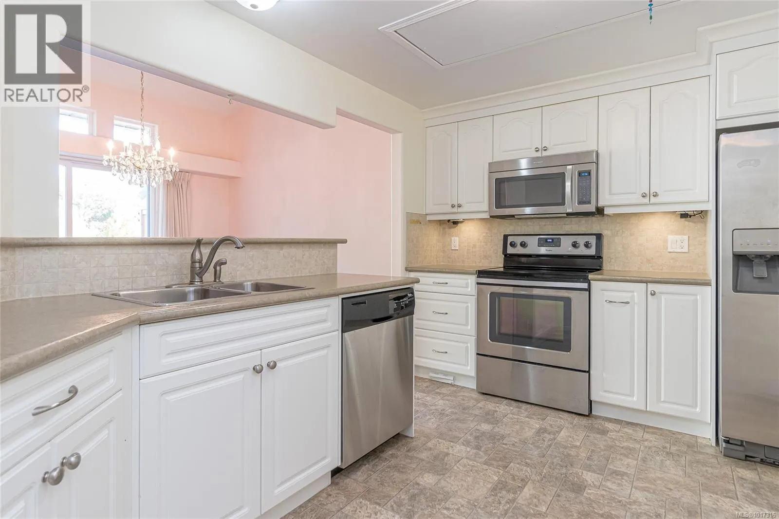 27 9933 Chemainus Rd