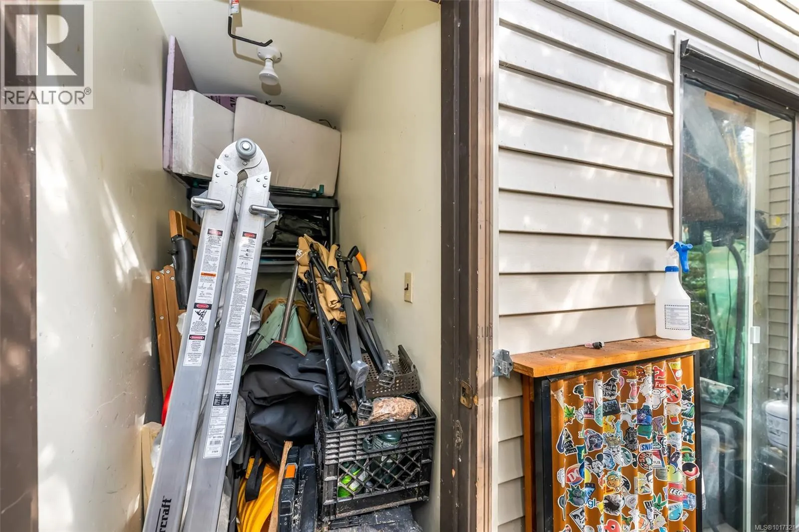 32 3025 Cowichan Lake Rd