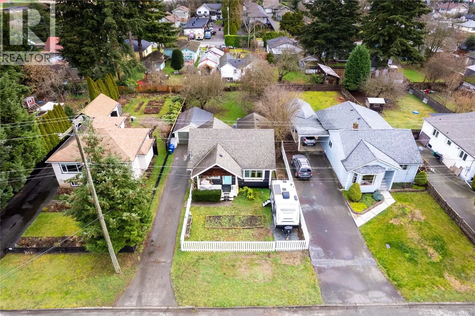 476 Howard Ave