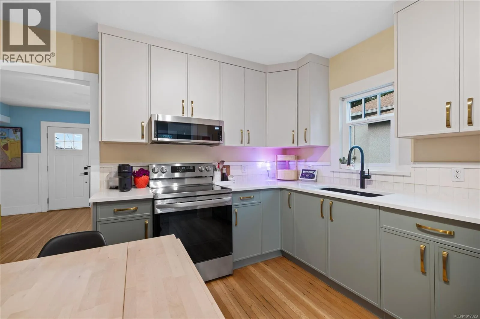 476 Howard Ave