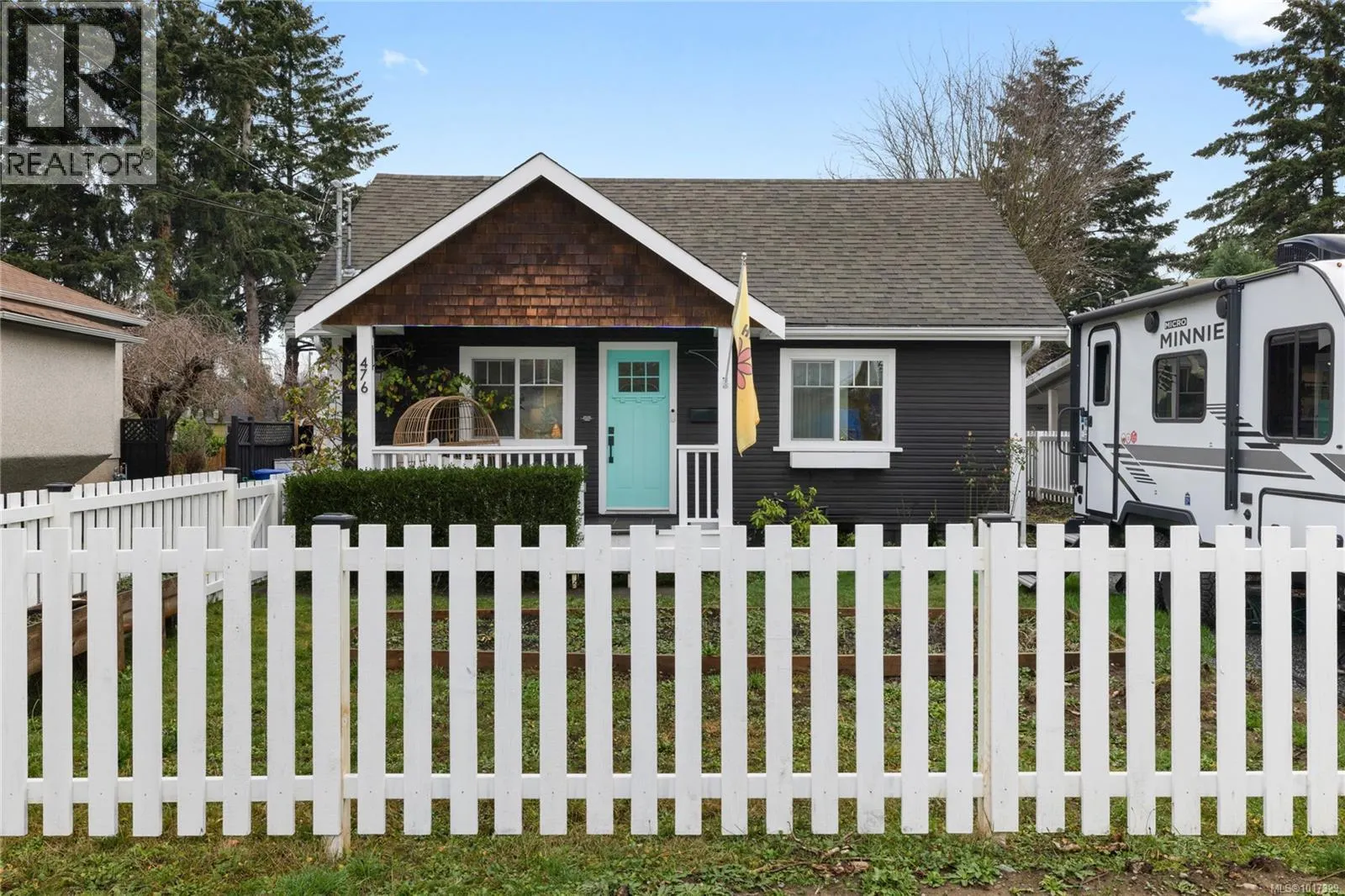 476 Howard Ave