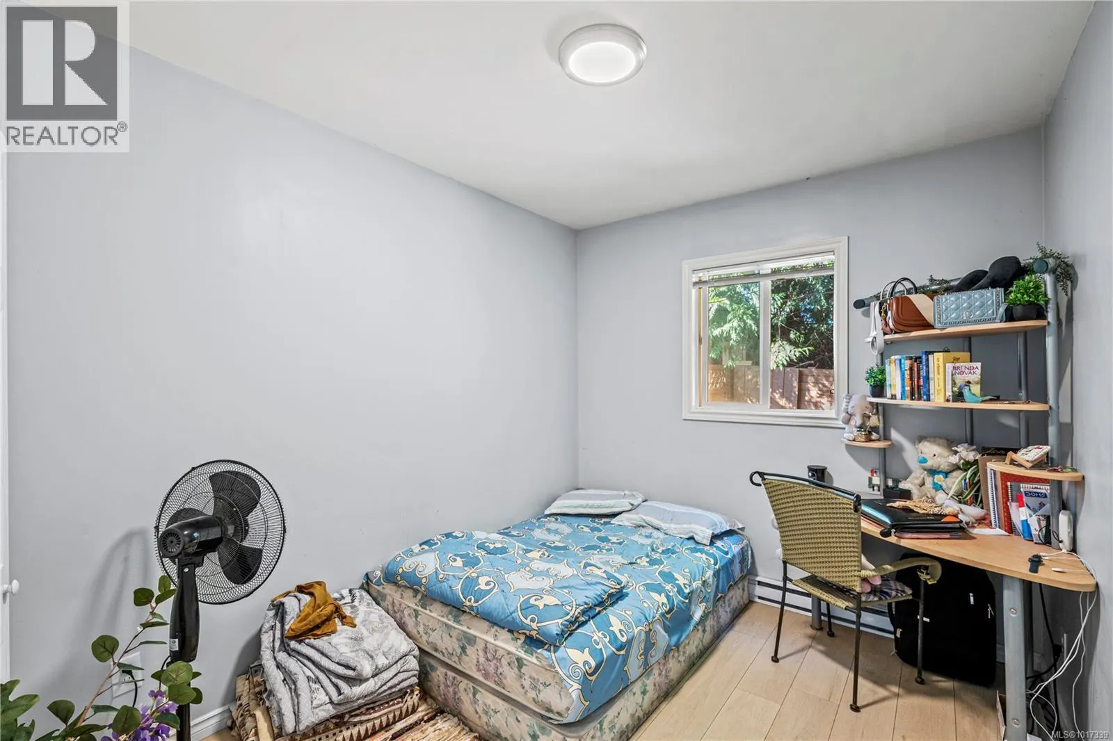 4375 Viewmont Ave