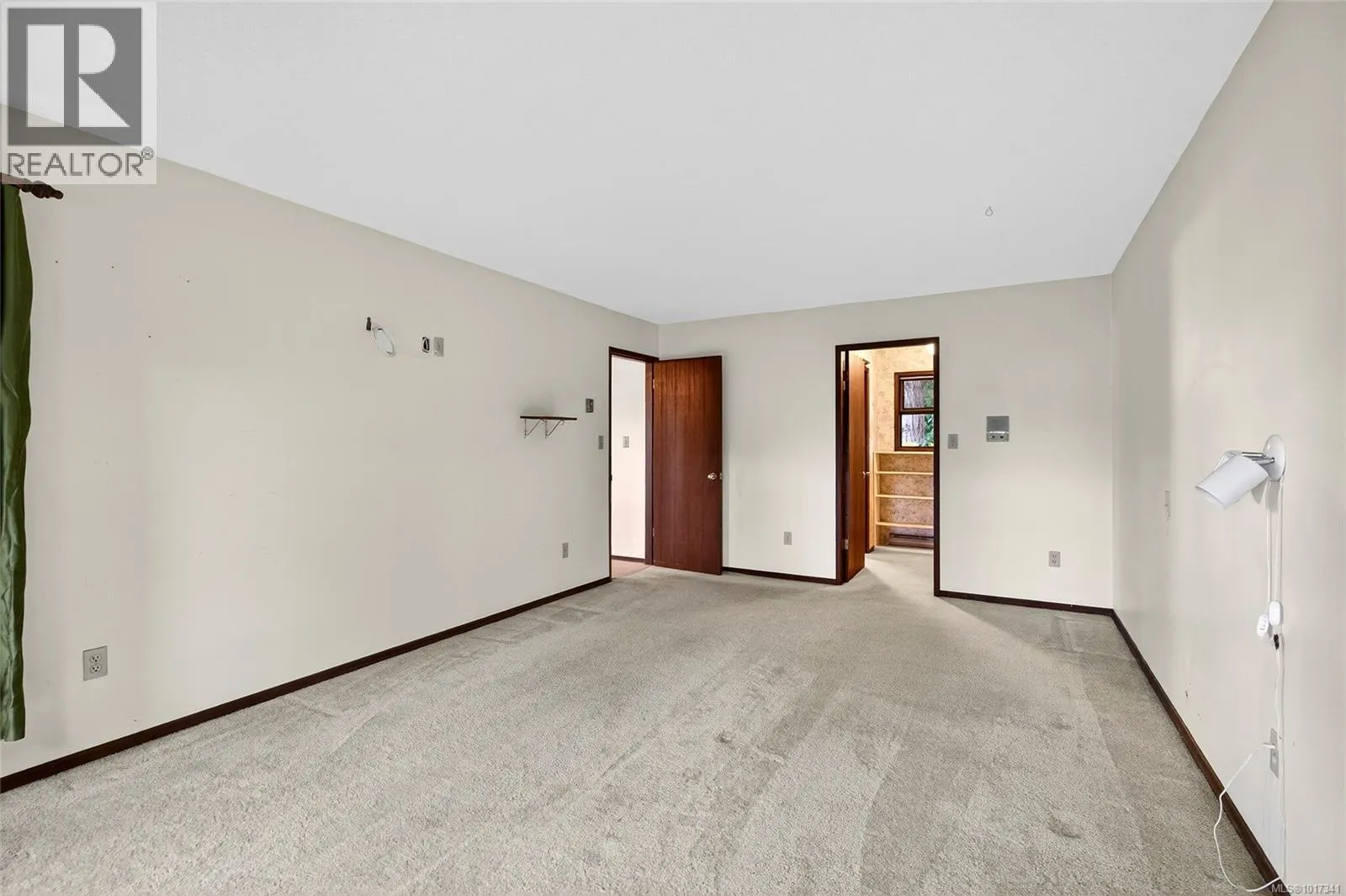 516 Noowick Rd