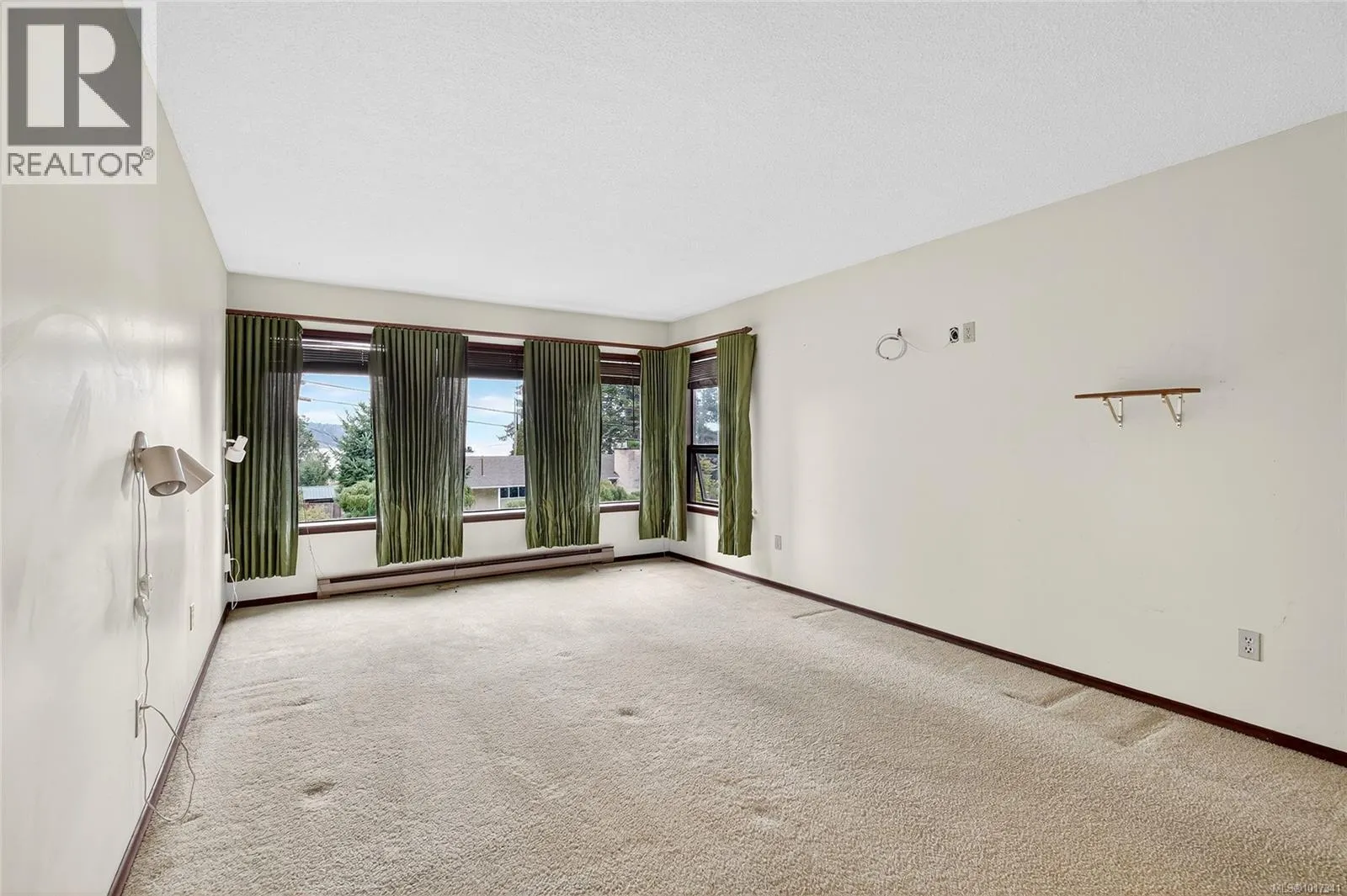 516 Noowick Rd