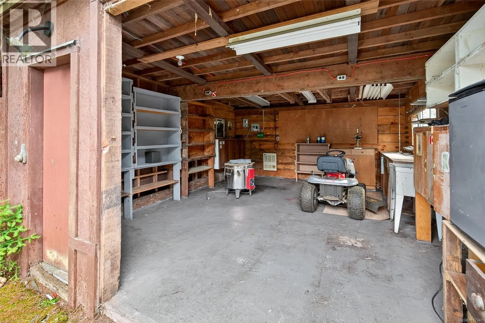 516 Noowick Rd