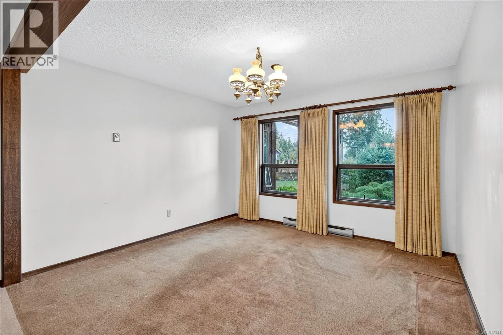 516 Noowick Rd