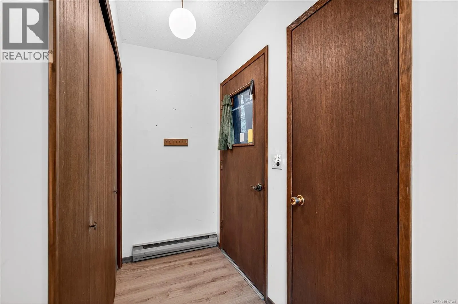516 Noowick Rd