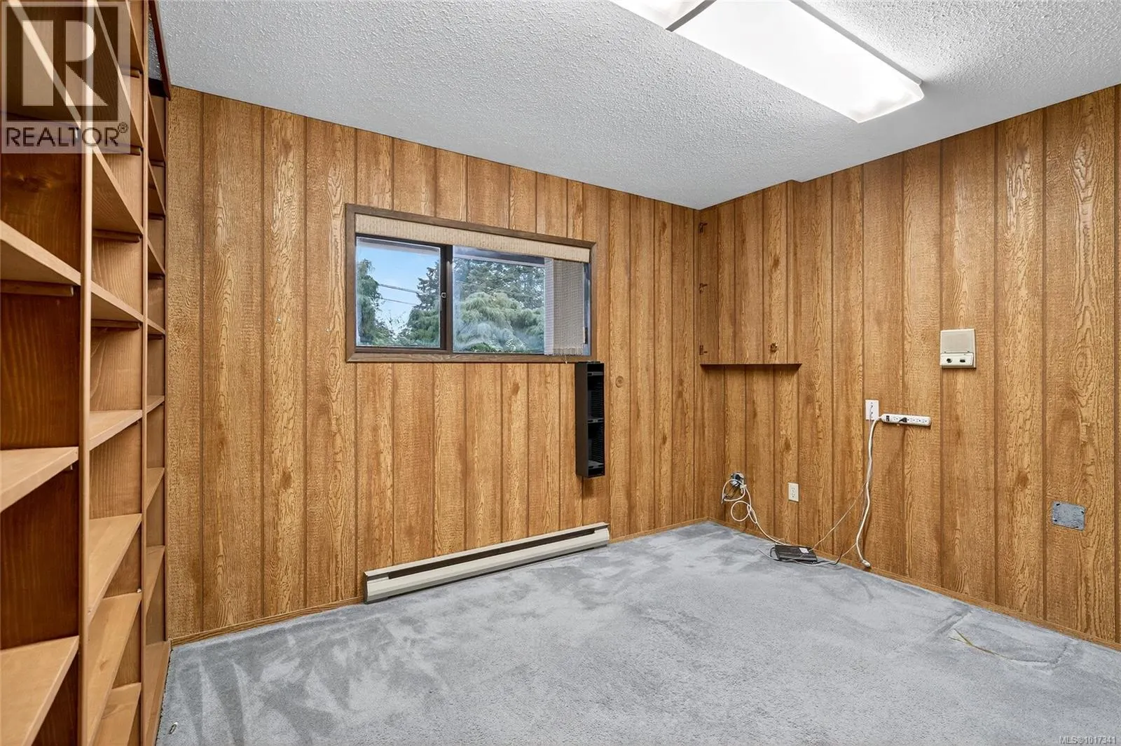 516 Noowick Rd