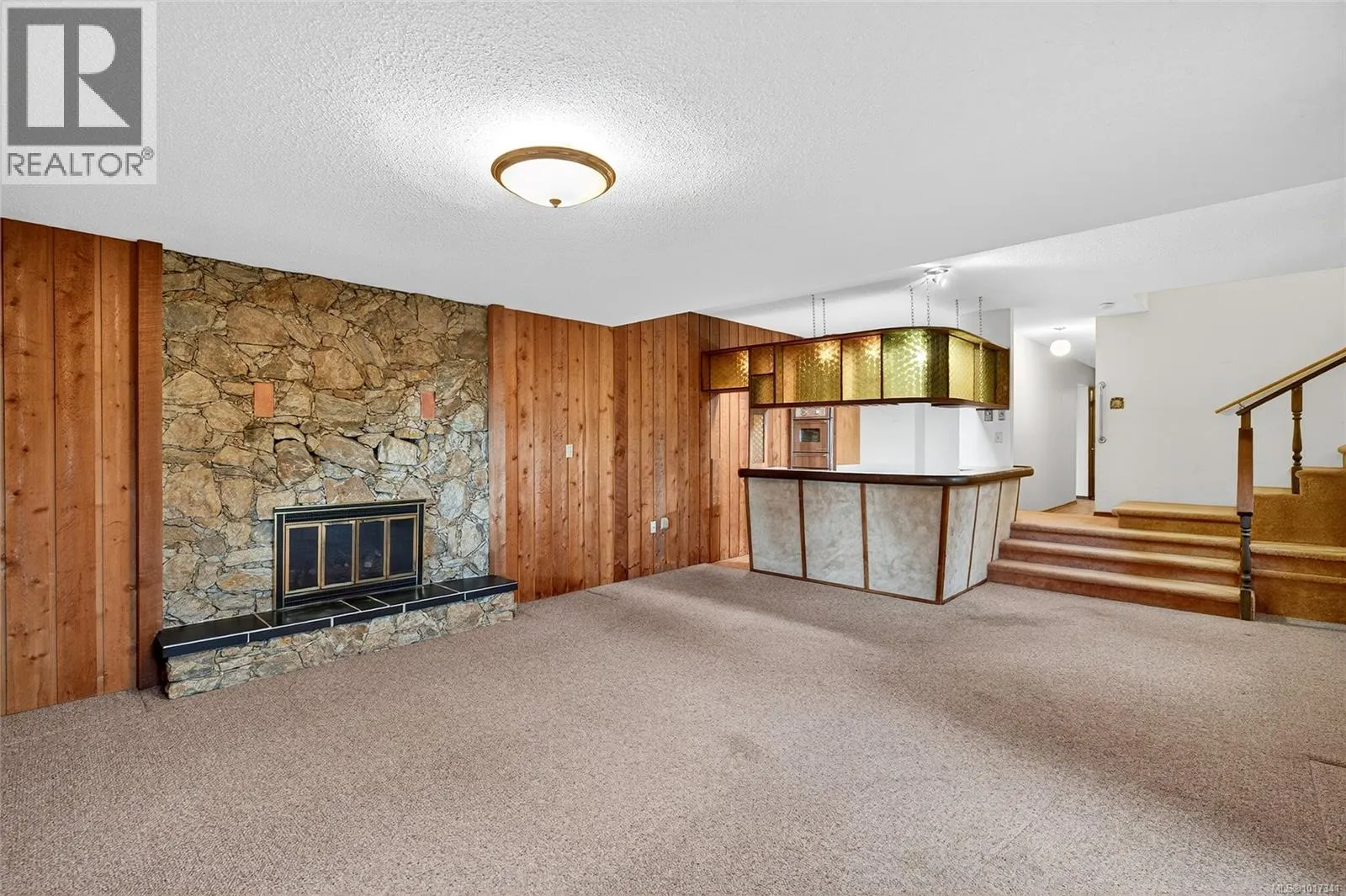 516 Noowick Rd