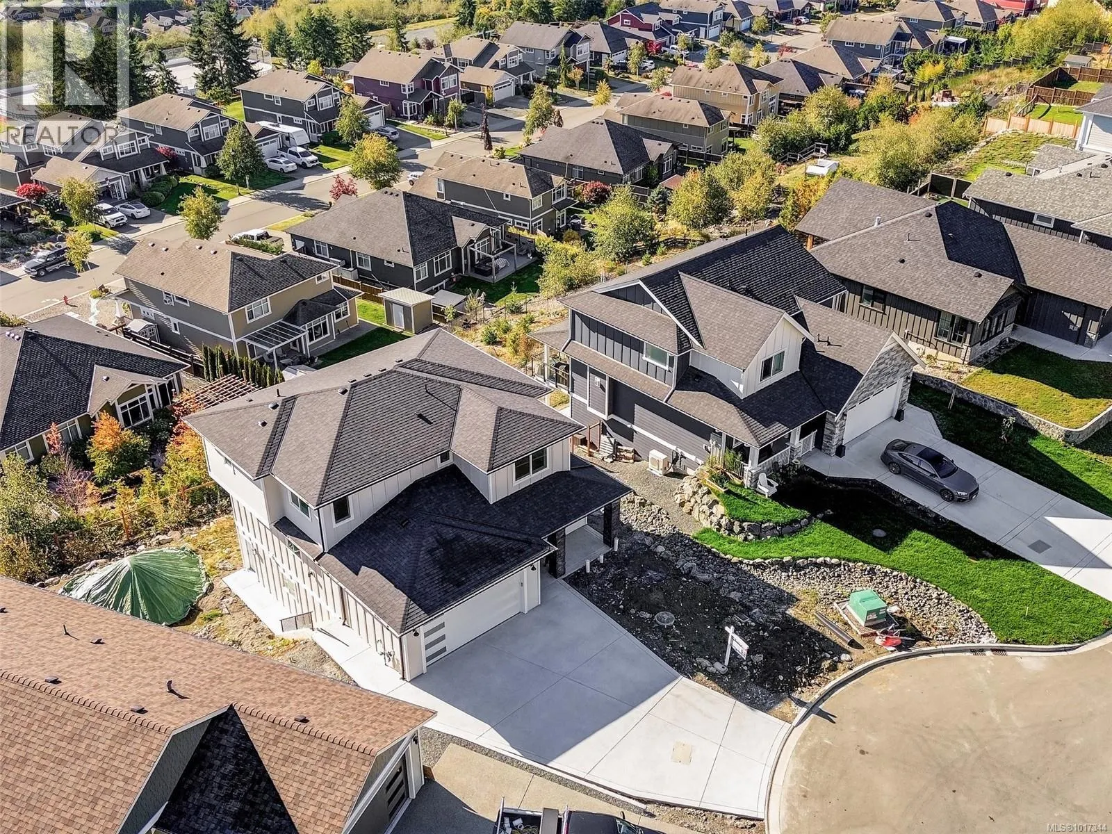 2585 Nickson Way