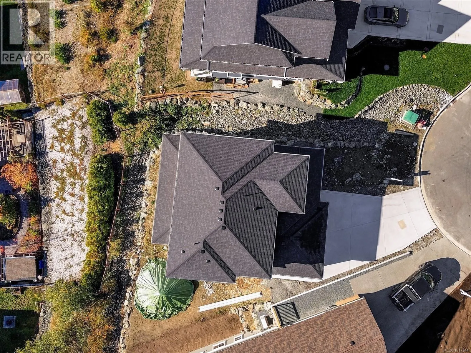 2585 Nickson Way