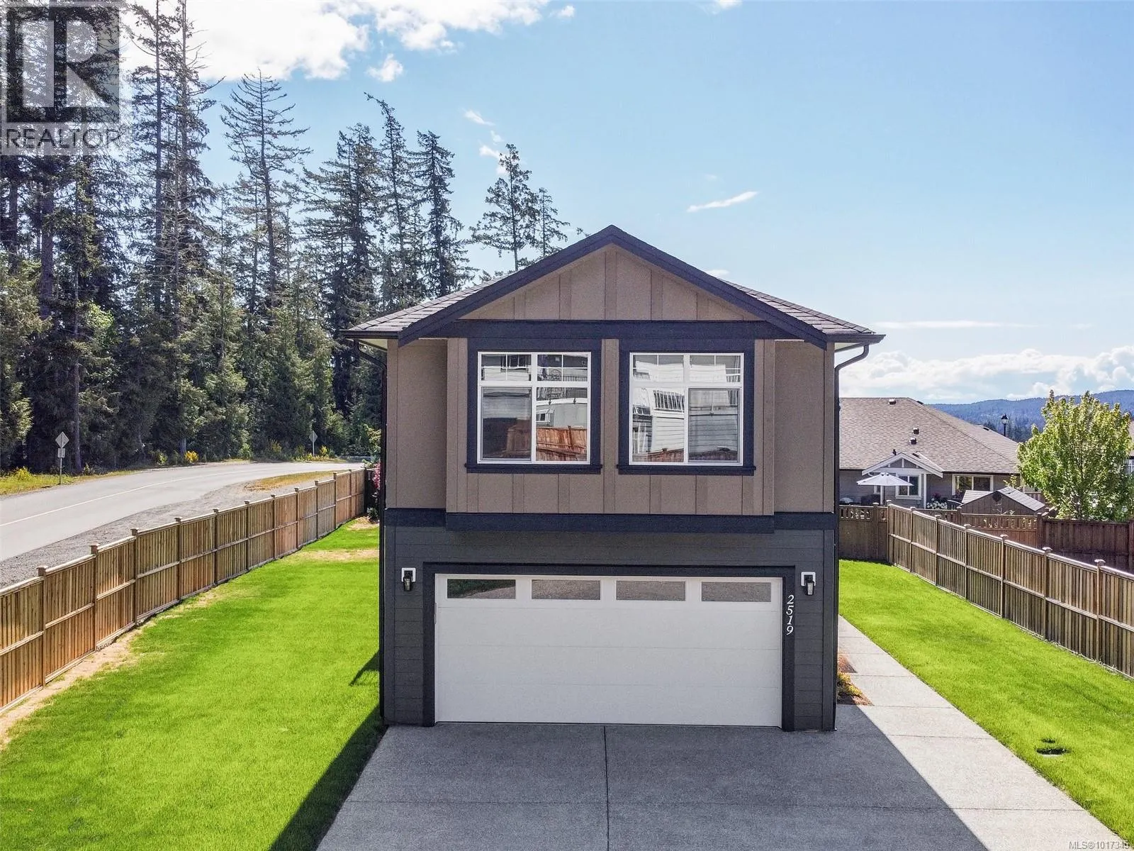 2519 Patterson Pl