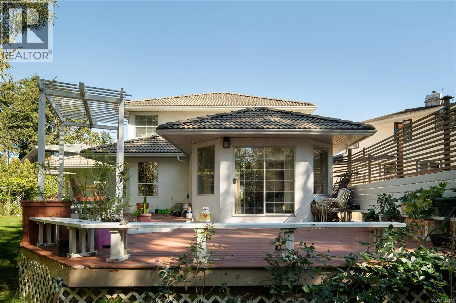 1395 Epsom Close