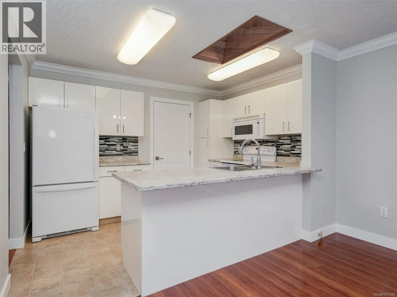 21 4125 Interurban Rd